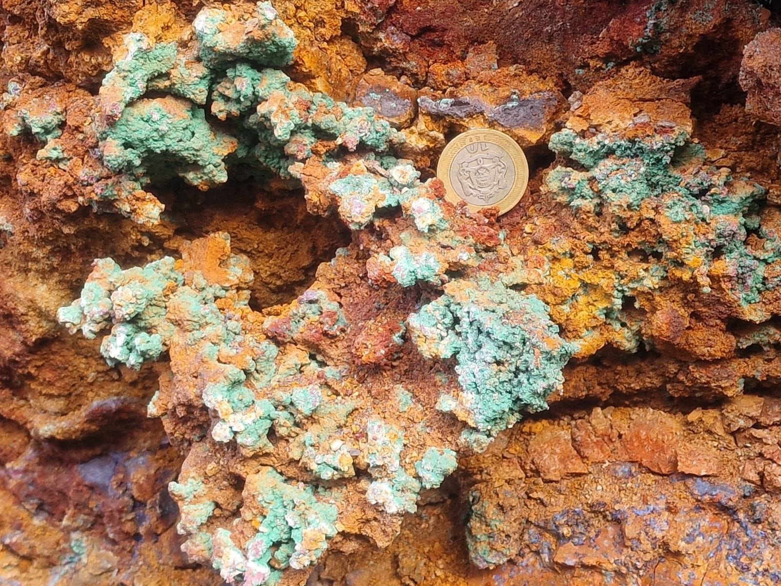 Malachite, copper mineralization